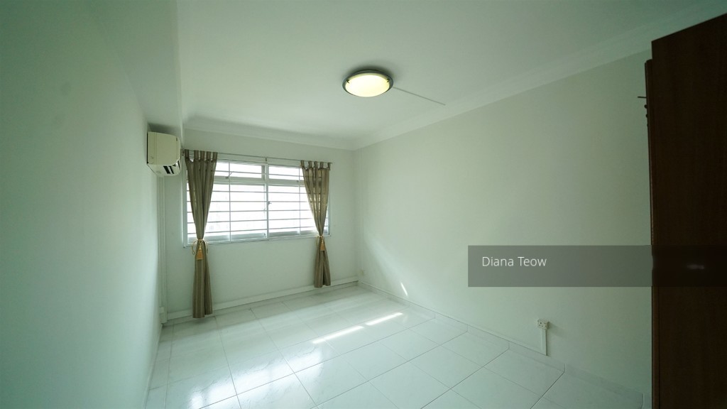 Blk 355 Tampines Street 33 (Tampines), HDB 5 Rooms #188902412